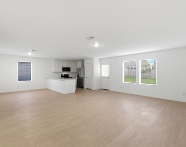 15227 Abella Drive - Photo Thumbnail 7
