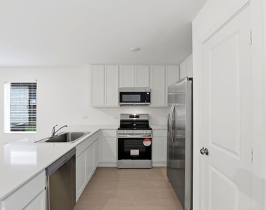 15227 Abella Drive - Photo Thumbnail 14