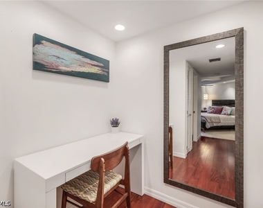 4041 Gulf Shore Boulevard N - Photo Thumbnail 17