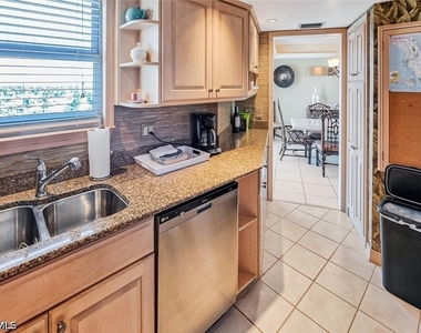 10701 Gulf Shore Drive - Photo Thumbnail 11
