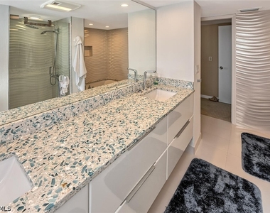 10701 Gulf Shore Drive - Photo Thumbnail 16