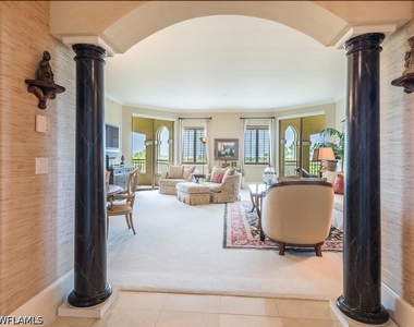 2728 Tiburon Boulevard E - Photo Thumbnail 10