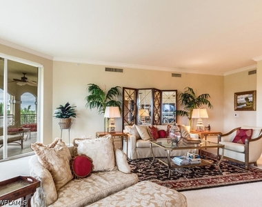 2728 Tiburon Boulevard E - Photo Thumbnail 5