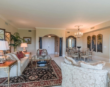 2728 Tiburon Boulevard E - Photo Thumbnail 8