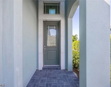 5626 Elbow Avenue - Photo Thumbnail 3