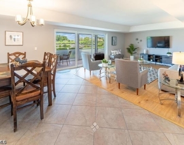581 Teryl Road - Photo Thumbnail 6