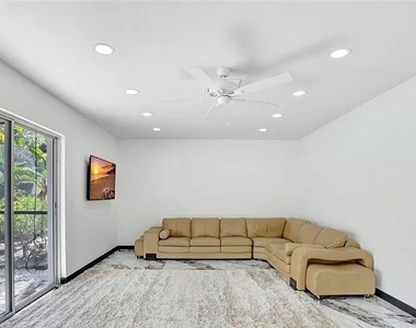 4500 1st Avenue Nw - Photo Thumbnail 7