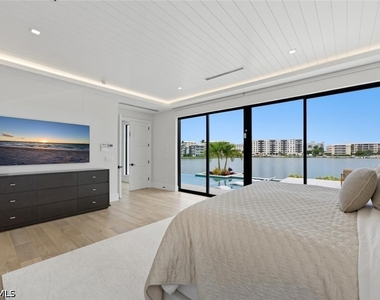 200 Bahia Point - Photo Thumbnail 22
