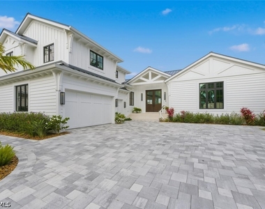 200 Bahia Point - Photo Thumbnail 2