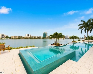 200 Bahia Point - Photo Thumbnail 37