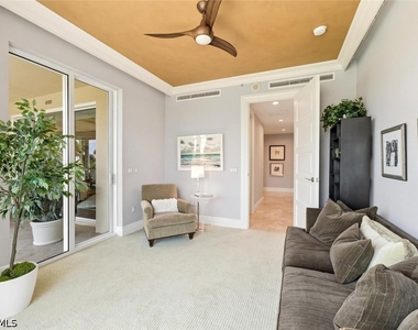 4501 Gulf Shore Boulevard N - Photo Thumbnail 18
