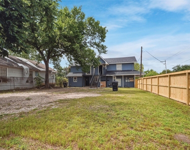6700 Avenue S Unit D - Photo Thumbnail 1