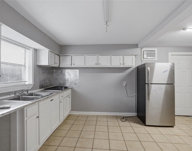 6700 Avenue S Unit D - Photo Thumbnail 2
