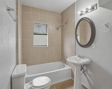 6700 Avenue S Unit D - Photo Thumbnail 12