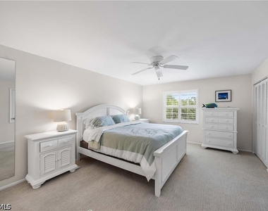 1222 Gordon Drive - Photo Thumbnail 7