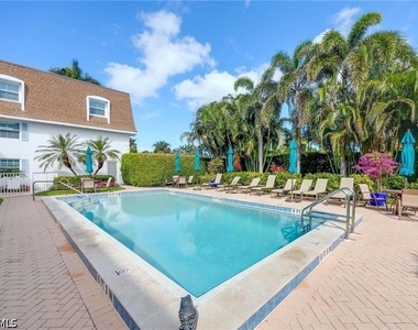 1222 Gordon Drive - Photo Thumbnail 20