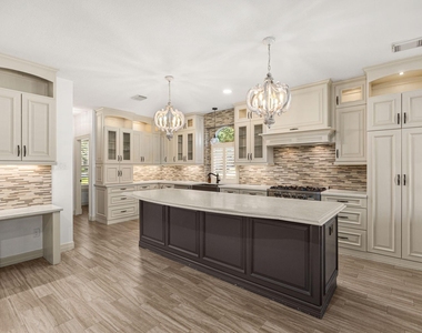 12502 Pebble Way Court - Photo Thumbnail 10