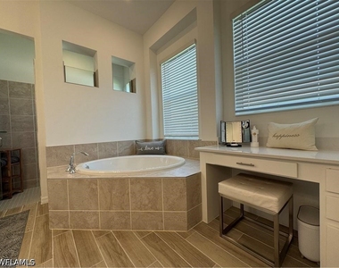6082 Artisan Court - Photo Thumbnail 17