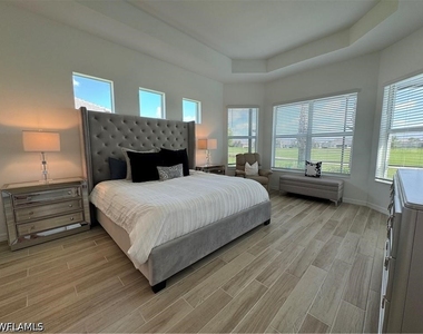 6082 Artisan Court - Photo Thumbnail 16