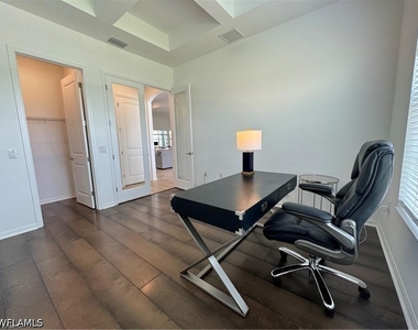 6082 Artisan Court - Photo Thumbnail 23