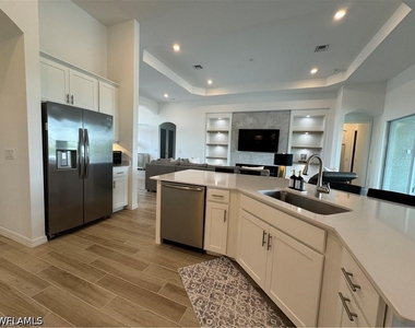 6082 Artisan Court - Photo Thumbnail 7