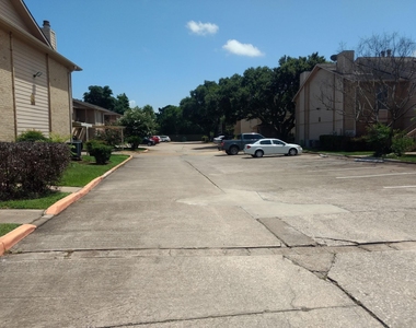 1505 Ward Road - Photo Thumbnail 3