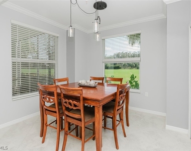 6082 National Boulevard - Photo Thumbnail 13