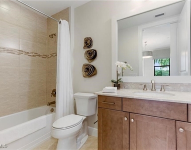 16382 Viansa Way - Photo Thumbnail 19