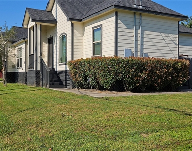 4801 Wenda Street - Photo Thumbnail 1