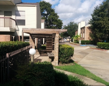 7901 Cambridge Street - Photo Thumbnail 3