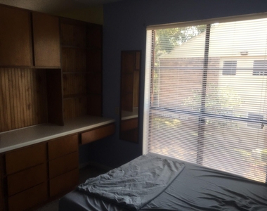 7901 Cambridge Street - Photo Thumbnail 7
