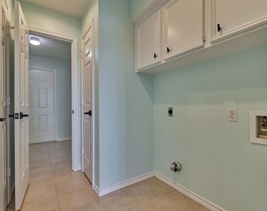 2109 Gunwale Circle - Photo Thumbnail 5