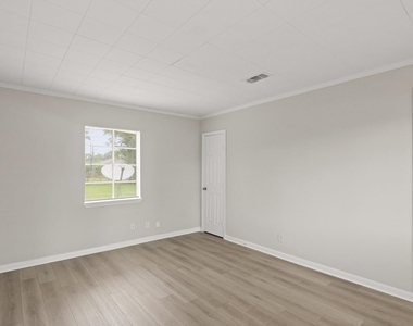 9133 Woodlyn Road - Photo Thumbnail 7
