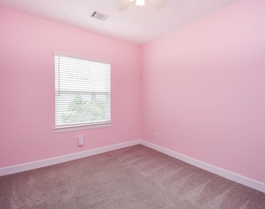 1122 Live Oak Street - Photo Thumbnail 24