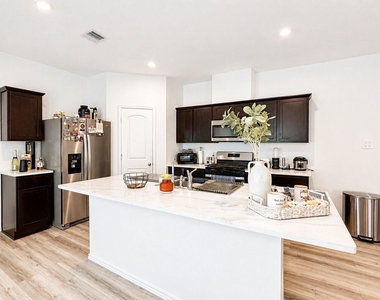 12207 Trickey Road - Photo Thumbnail 7