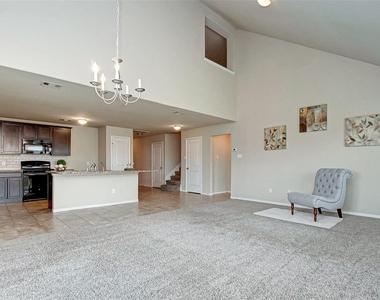 9202 Adobe Sky Court - Photo Thumbnail 4
