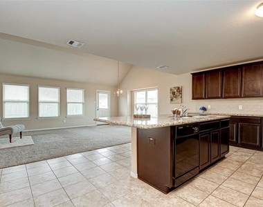 9202 Adobe Sky Court - Photo Thumbnail 6