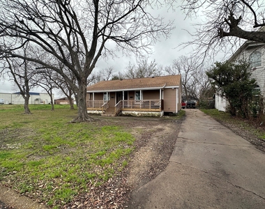 906 Eagle Avenue - Photo Thumbnail 9
