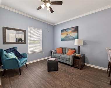 929 Rockmead - Photo Thumbnail 10