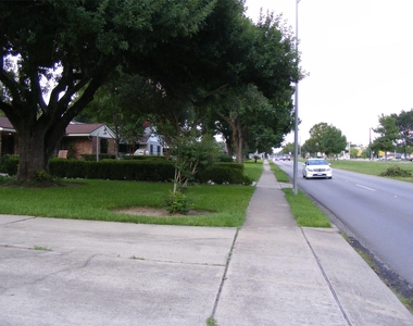5751 Bellfort Street - Photo Thumbnail 3