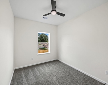 443 Hahlo Street - Photo Thumbnail 23