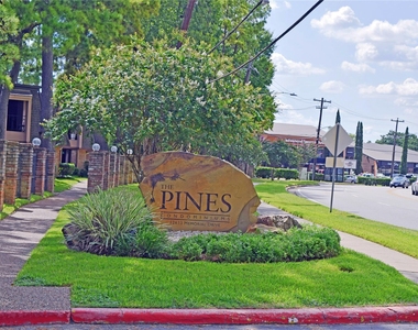 12633 Memorial Drive - Photo Thumbnail 9