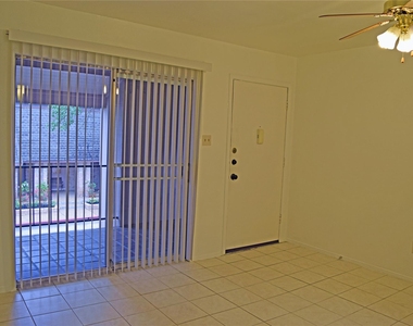 12633 Memorial Drive - Photo Thumbnail 8