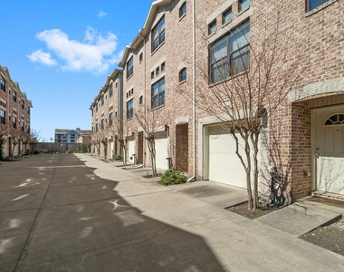 2710 Hullsmith Drive - Photo Thumbnail 1