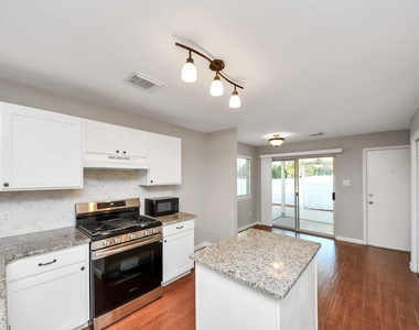 20641 Patriot Park Lane - Photo Thumbnail 11