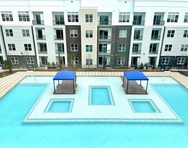 401 W 25th Street - Photo Thumbnail 25