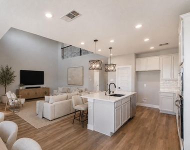 2016 Woodland Park Court - Photo Thumbnail 10