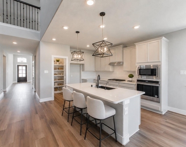 2016 Woodland Park Court - Photo Thumbnail 9