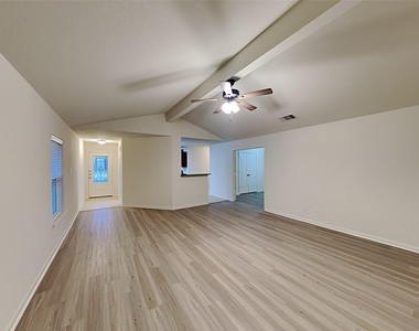 22718 Klingamans Way - Photo Thumbnail 6