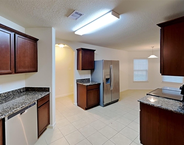 22718 Klingamans Way - Photo Thumbnail 2